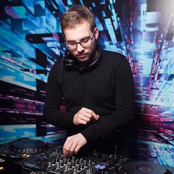 DJ Lev