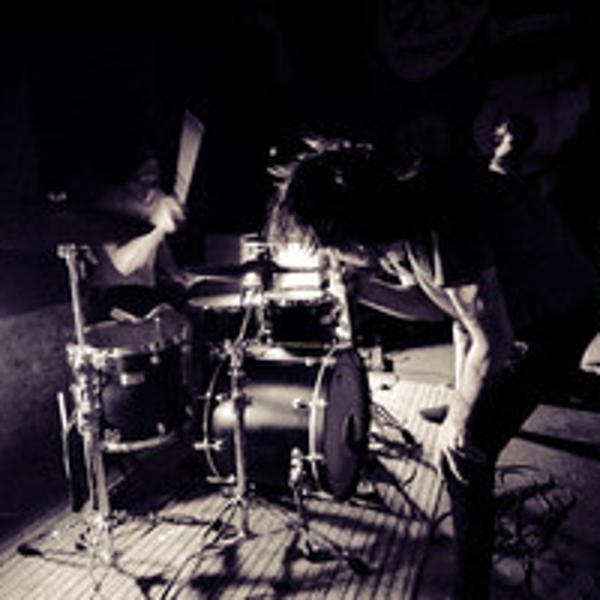 Pianos Become the Teeth