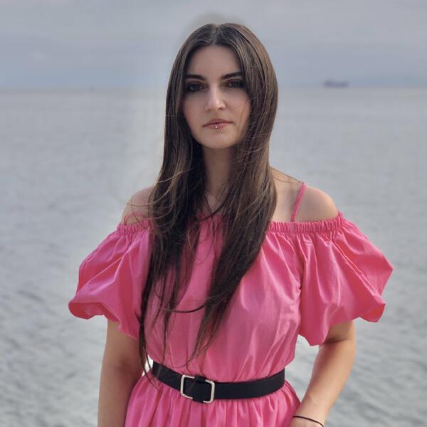 AnyaAnya