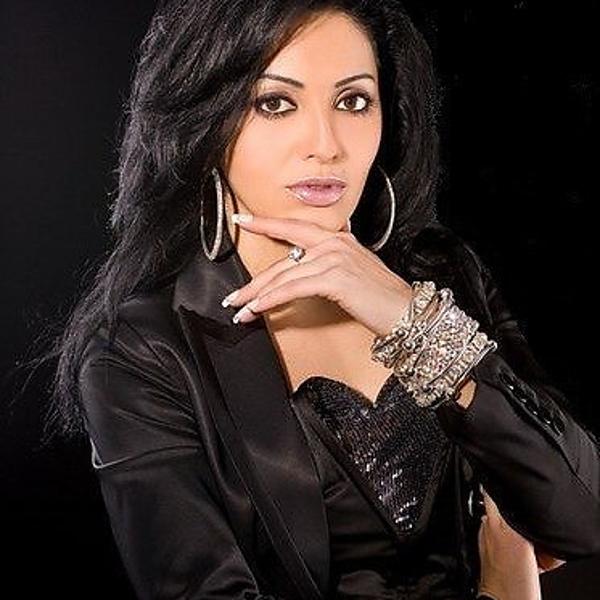 Shabnam Surayo