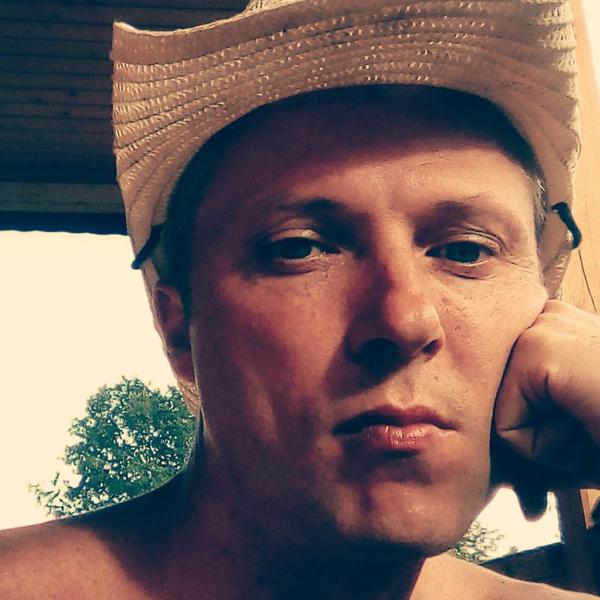 cj foxufo
