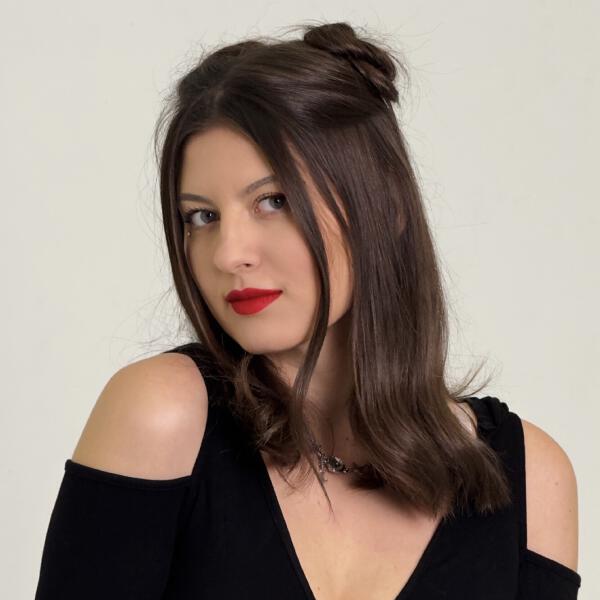 ALENA NAI