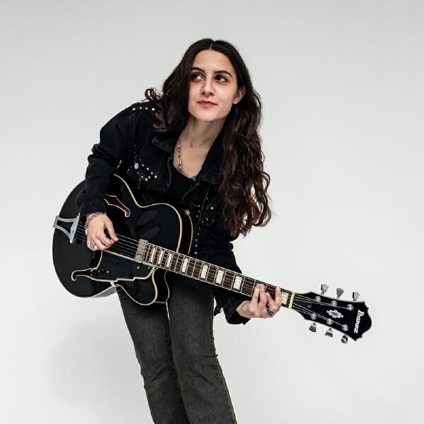 Nika Benami