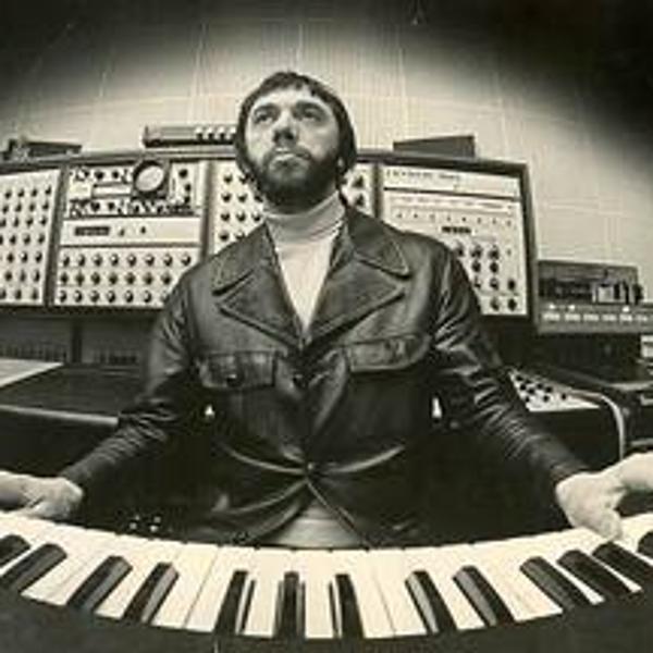 Эдуард Артемьев