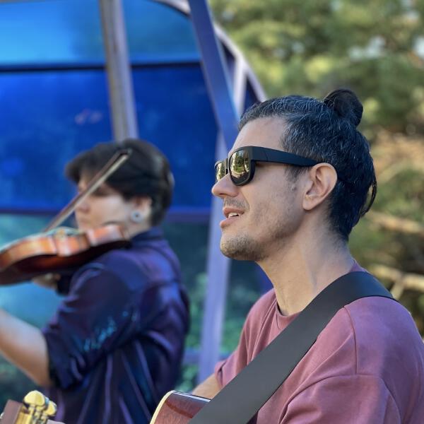 Звучит свет