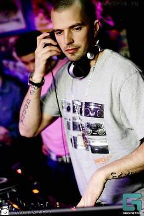DJ Dlee