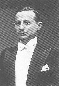 Павел Михайлов