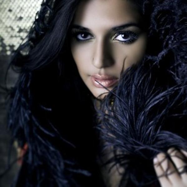 Nadia Ali