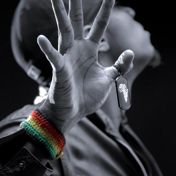 Stanley Enow