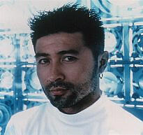 Tsuyoshi Suzuki