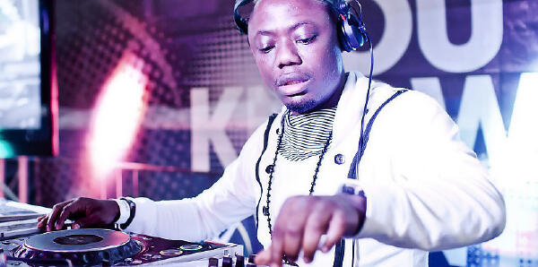DJ Tira