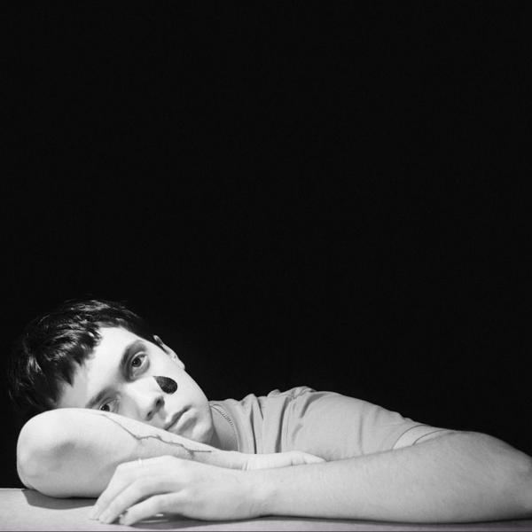 Тима ищет свет