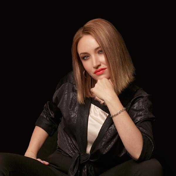Леся Кир
