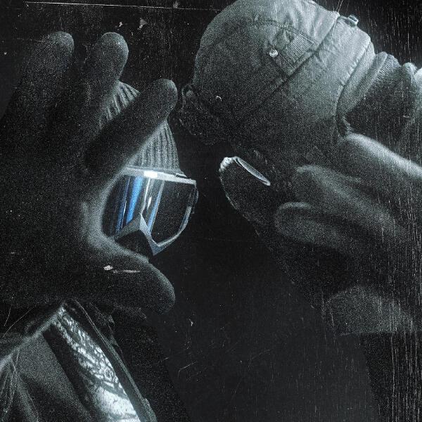 вечно на черном