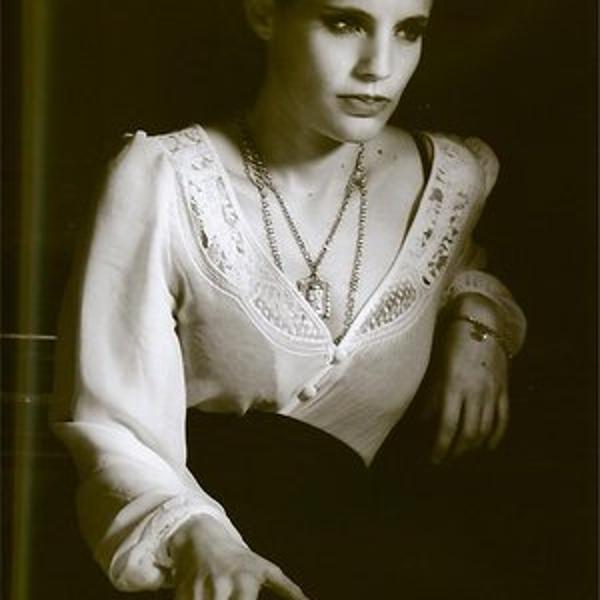 Anna Calvi