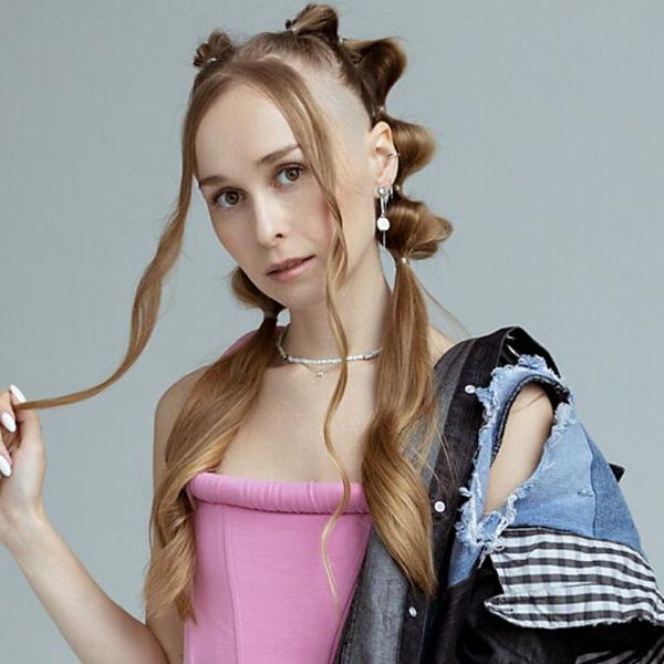 Лиза Козенец