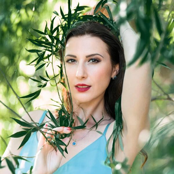 Алена Маклецова