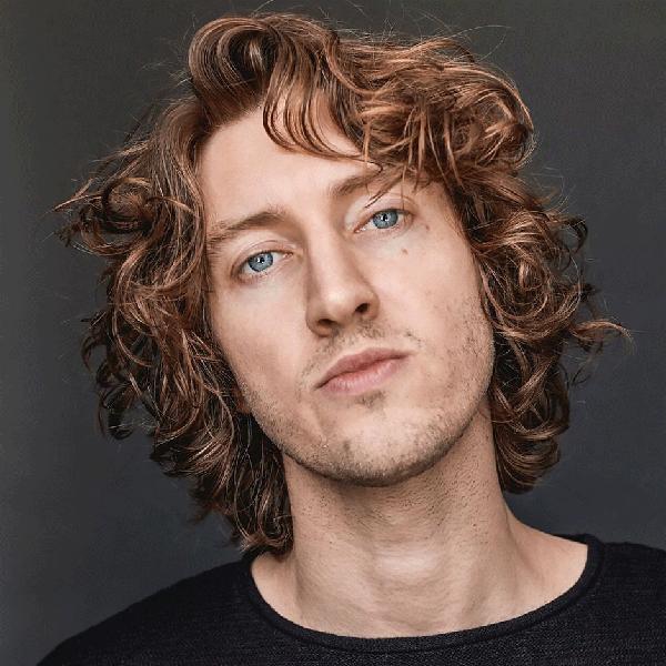 Dean Lewis