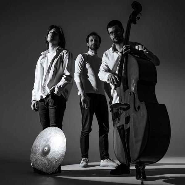 illo.trio