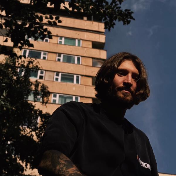 Полдень.Лето