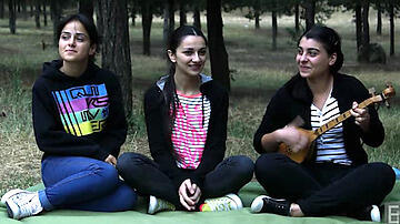 Trio Mandili