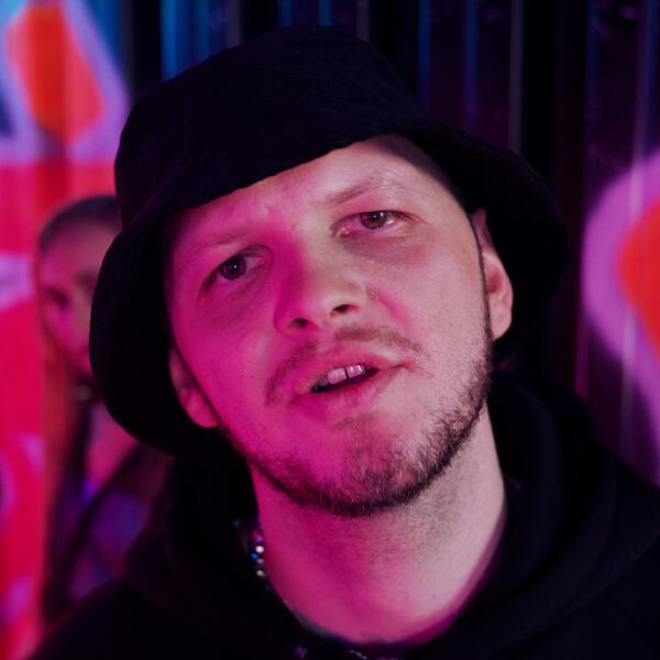 SLAVA MAIN