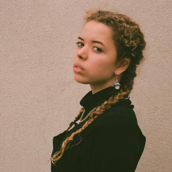 Nilufer Yanya
