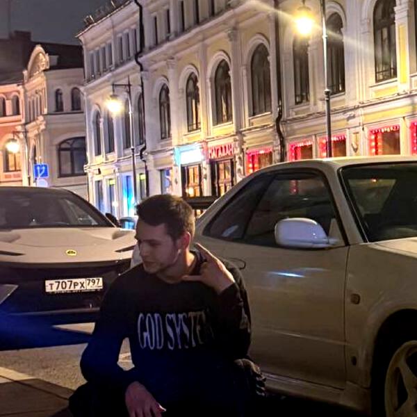 кровь по стенам